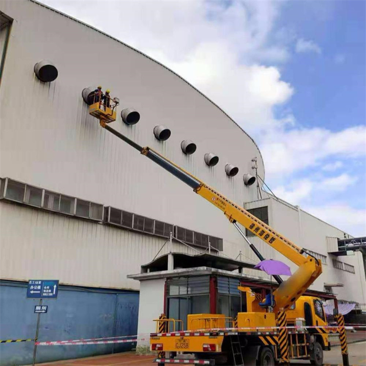 沙洋高空作业车出租服务：专业广告牌安装解决方案