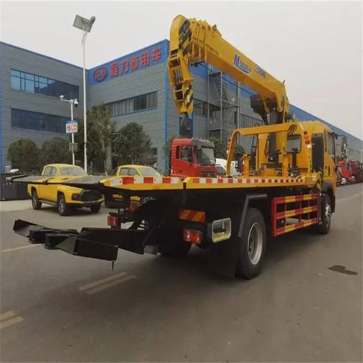 沙洋附近小随车吊出租电话，轻松解决搬运烦恼