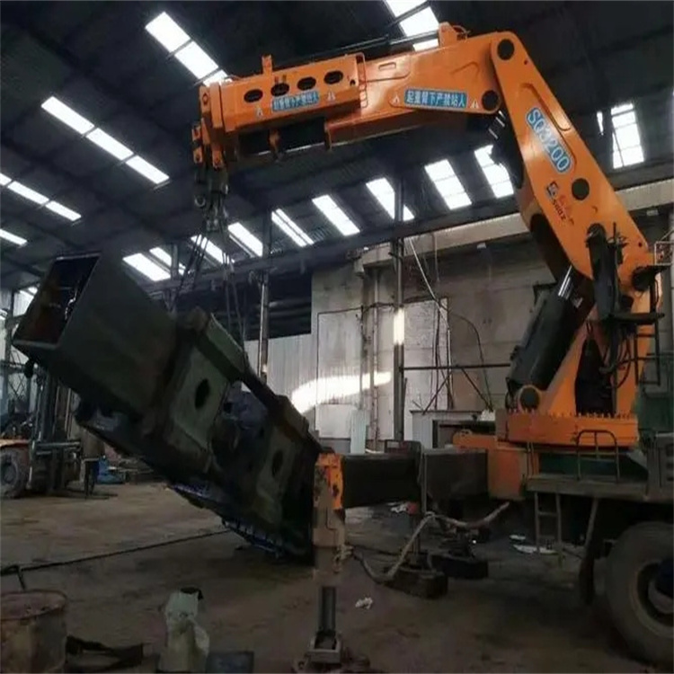 沙洋130吨折臂吊车出租吊机租赁附近电话